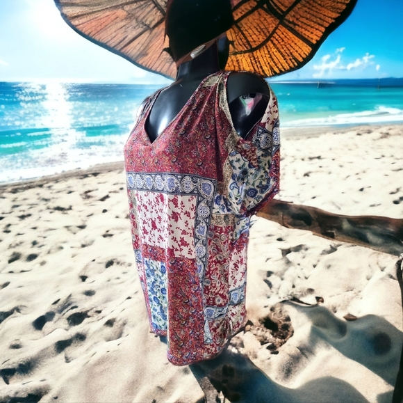 Naif Floral & Paisley Cold Shoulder Top - Picture 3 of 9